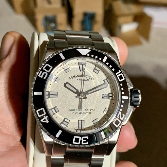 Armand Nicolet JS9 Automatic Diver Watch Stainless - Picture 7 of 12